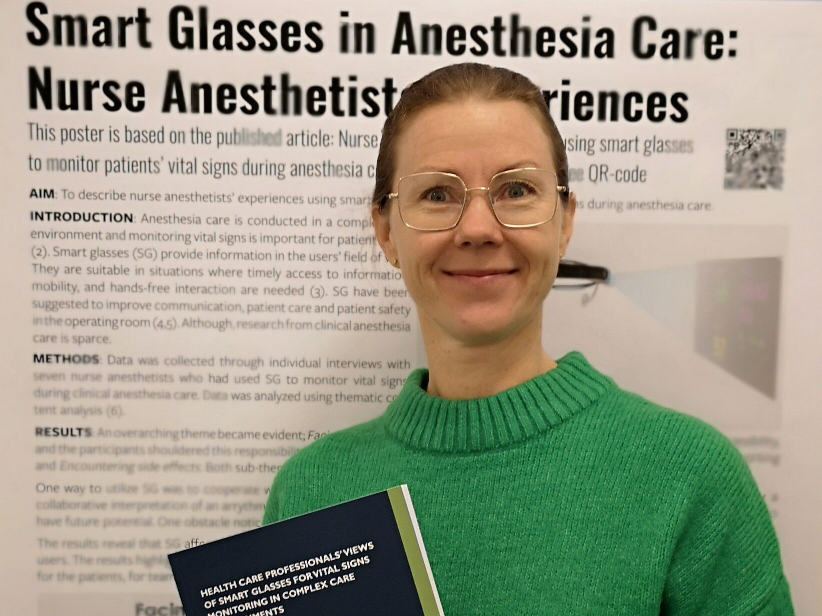 Health Care Professionals’ Views of Smart Glasses for Vital Signs Monitoring in Complex Care Environments